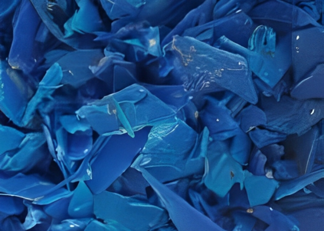 HDPE Flakes